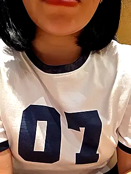 Mina-022 online show from April 24, 2026, 2:19 pm