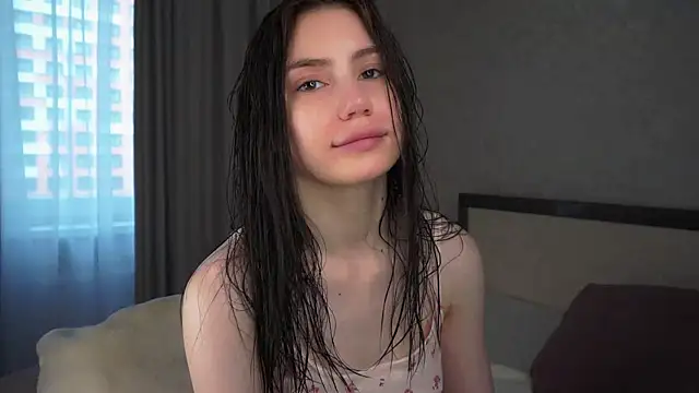 Snapshot of KasiReitan chatting on June 16, 2026, 1:30 am KasiReitan online show from June 16, 2026, 1:30 am