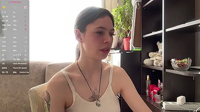 Snapshot of TuZezima chatting on June 10, 2026, 3:11 pm TuZezima online show from June 10, 2026, 3:11 pm