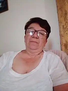 Snapshot of KetQueen101 chatting on June 14, 2026, 1:02 pm KetQueen101 online show from June 14, 2026, 1:02 pm