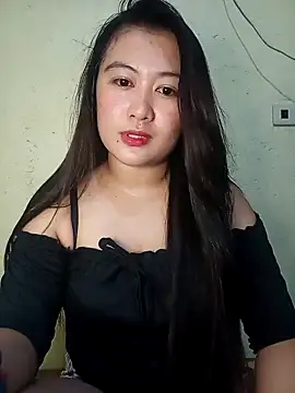 Rosejean online show from May 3, 2026, 5:19 pm