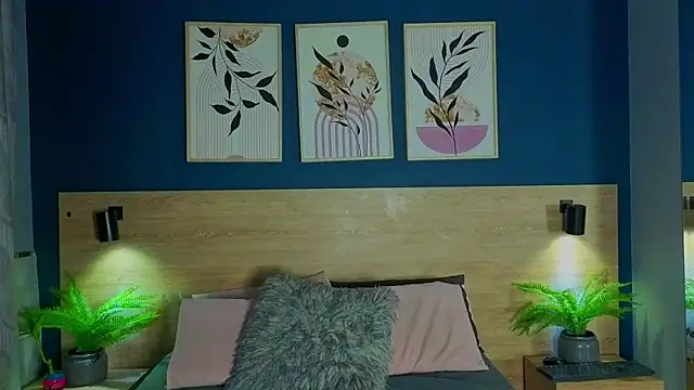 ArianaCherry online show from April 25, 2026, 7:55 pm