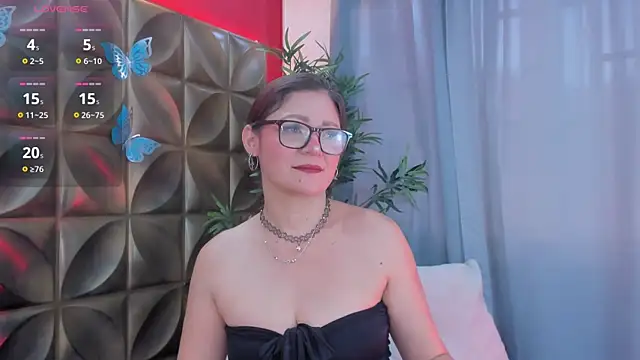 Snapshot of Gaia_rougee chatting on July 10, 2026, 6:32 pm Gaia rougee online show from July 10, 2026, 6:32 pm