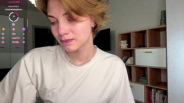 Snapshot of LinaFlamie chatting on July 15, 2026, 3:17 pm LinaFlamie online show from July 15, 2026, 3:17 pm
