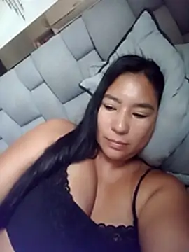 Angelsashaa07 online show from June 17, 2026, 1:23 pm