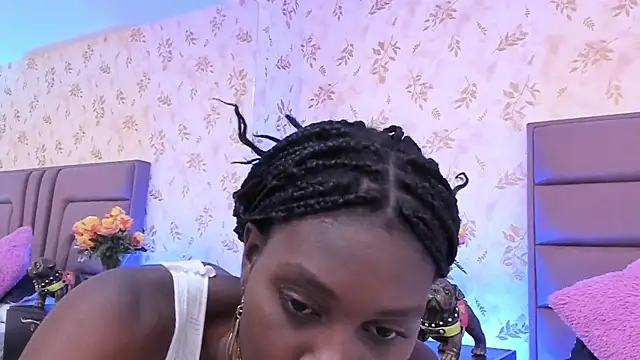 Snapshot of AndreeaStorm chatting on June 20, 2026, 10:18 am AndreeaStorm online show from June 20, 2026, 10:18 am