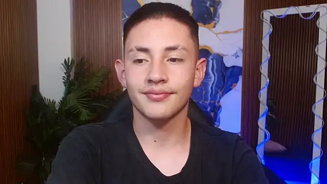 Snapshot of Andres_Tay chatting on May 11, 2026, 3:12 am Andres Tay online show from May 11, 2026, 3:12 am
