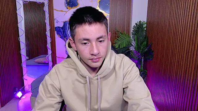 Snapshot of Andres_Tay chatting on May 29, 2026, 2:42 am Andres Tay online show from May 29, 2026, 2:42 am