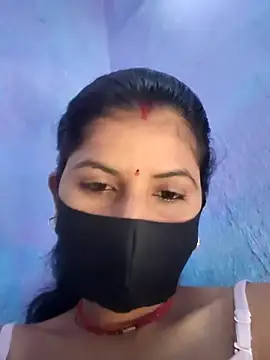 Snapshot of RUHI_1143 chatting on June 22, 2026, 4:42 am RUHI 1143 online show from June 22, 2026, 4:42 am