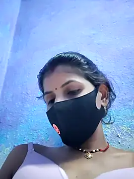 Snapshot of RUHI_1143 chatting on July 3, 2026, 11:55 pm RUHI 1143 online show from July 3, 2026, 11:55 pm