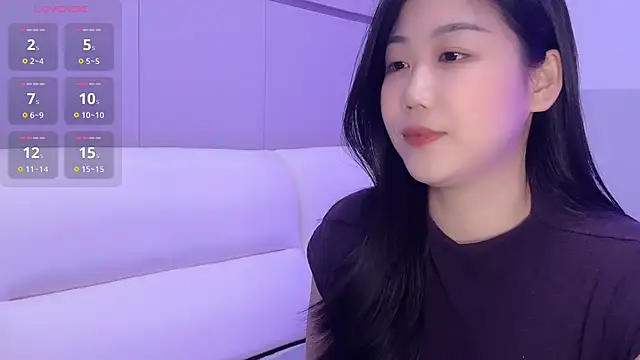 F-Yuwei online show from April 29, 2026, 5:30 pm