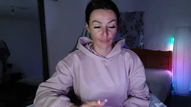 Snapshot of missydiorr10 chatting on May 13, 2026, 10:23 am missydiorr10 online show from May 13, 2026, 10:23 am