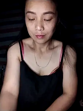 Snapshot of Onie116 chatting on May 3, 2026, 1:17 pm Onie116 online show from May 3, 2026, 1:17 pm