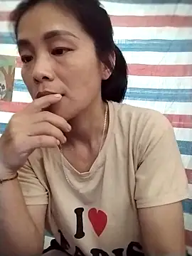 Snapshot of Onie116 chatting on May 7, 2026, 9:58 am Onie116 online show from May 7, 2026, 9:58 am