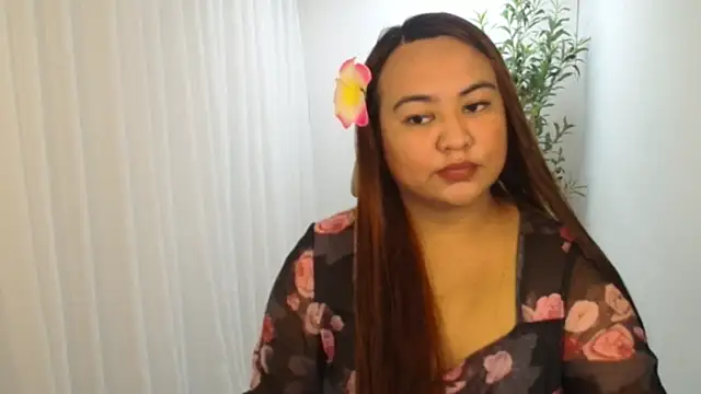 Snapshot of Czarinna chatting on June 10, 2026, 5:34 pm Czarinna online show from June 10, 2026, 5:34 pm