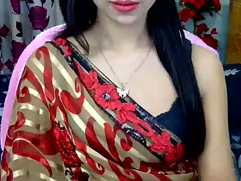 Snapshot of Alina_Nur chatting on April 30, 2026, 10:21 am Alina Nur online show from April 30, 2026, 10:21 am
