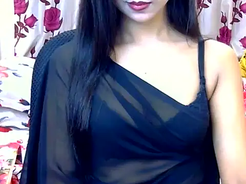 Snapshot of Alina_Nur chatting on June 20, 2026, 7:49 pm Alina Nur online show from June 20, 2026, 7:49 pm