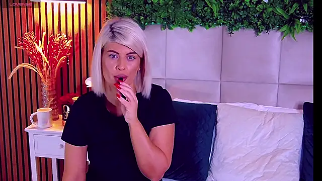 BunnyGoneBad online show from April 27, 2026, 2:42 am