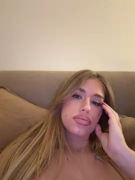 jessicablondexxx online show from May 1, 2026, 8:46 pm