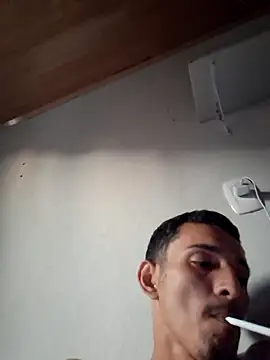 Snapshot of casadocalixaba028 chatting on May 3, 2026, 9:04 am casadocalixaba028 online show from May 3, 2026, 9:04 am