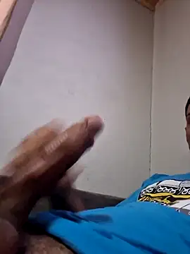 Snapshot of casadocalixaba028 chatting on May 23, 2026, 11:03 am casadocalixaba028 online show from May 23, 2026, 11:03 am
