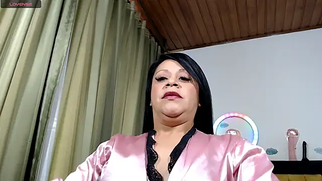 MARYXS100 online show from April 27, 2026, 7:23 pm