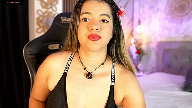 Snapshot of Leidy_2026 chatting on June 17, 2026, 1:12 pm Leidy 2026 online show from June 17, 2026, 1:12 pm