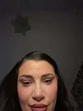 Snapshot of AylaSparkk chatting on June 16, 2026, 10:34 pm AylaSparkk online show from June 16, 2026, 10:34 pm