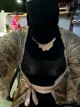 Snapshot of nadia__abaud chatting on October 19, 2025, 11:05 pm nadia abaud online show from October 19, 2025, 11:05 pm