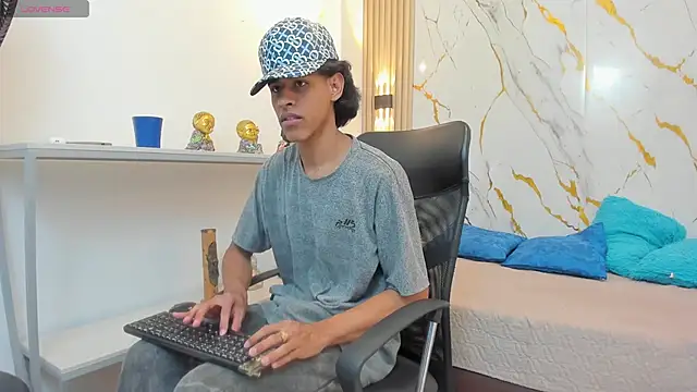 Zayn Fox32 online show from May 31, 2026, 7:15 pm