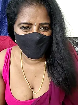 Snapshot of Sunitha-tamilponu chatting on June 16, 2026, 12:13 am Sunitha-tamilponu online show from June 16, 2026, 12:13 am