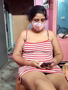 Snapshot of Rulali_44 chatting on May 25, 2026, 4:35 pm Rulali 44 online show from May 25, 2026, 4:35 pm