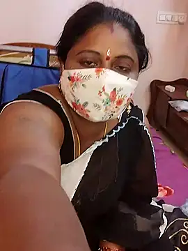 Snapshot of telugu_Geetha40 chatting on July 20, 2026, 9:45 am telugu Geetha40 online show from July 20, 2026, 9:45 am
