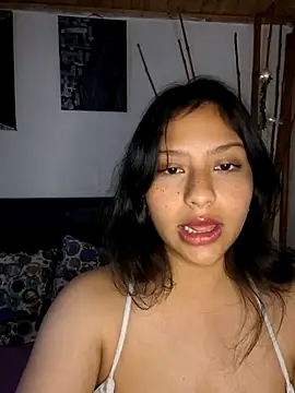 vaioletpoet online show from May 2, 2026, 10:26 pm