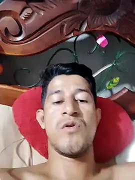 chicolargo17 online show from May 2, 2026, 12:10 pm