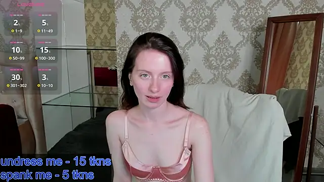 Snapshot of mollie_blush chatting on June 12, 2026, 1:43 pm mollie blush online show from June 12, 2026, 1:43 pm