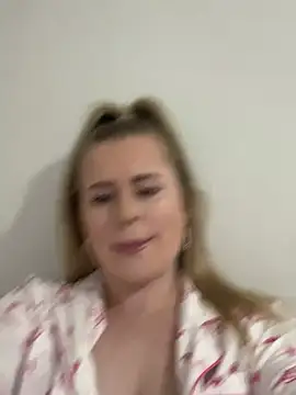 taylor-b online show from May 8, 2026, 6:02 pm