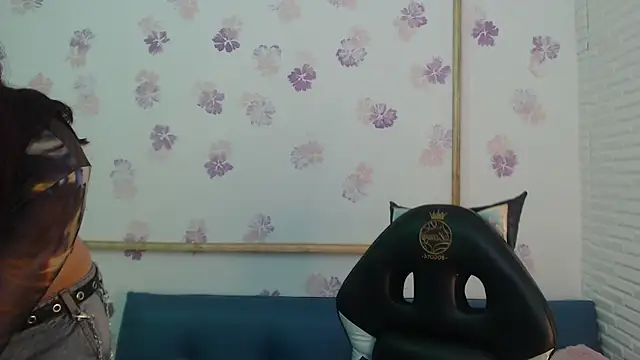 Karol prescot online show from April 29, 2026, 2:10 pm