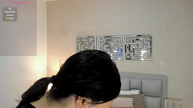 Snapshot of sofia__thompson chatting on May 16, 2026, 12:51 am sofia thompson online show from May 16, 2026, 12:51 am