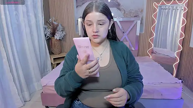 Krysstal tay1 online show from April 29, 2026, 11:36 am