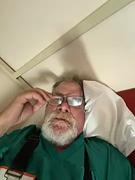 Snapshot of Caesar_Baxter chatting on July 19, 2026, 10:24 pm Caesar Baxter online show from July 19, 2026, 10:24 pm