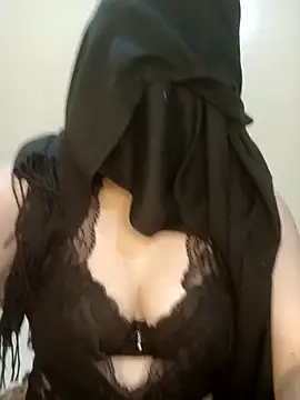 Nour20004 online show from May 18, 2026, 10:26 pm