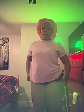 niketechfreak online show from April 30, 2026, 4:02 pm