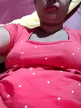 Snapshot of Gulapi_N chatting on May 19, 2026, 12:05 am Gulapi N online show from May 19, 2026, 12:05 am