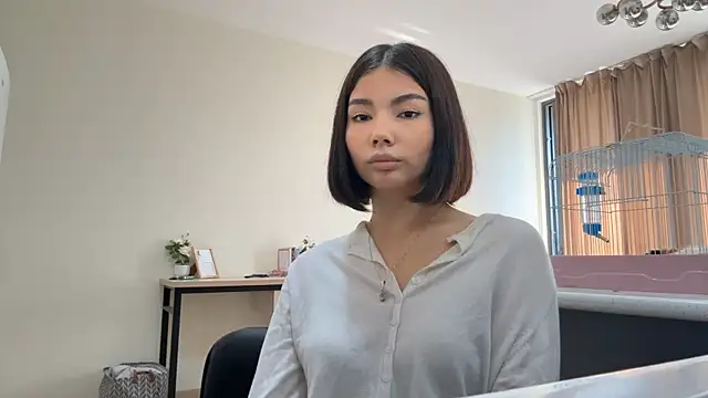 MarylnMonnier online show from April 30, 2026, 11:38 am