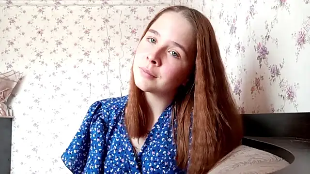 SiennaGlow online show from May 1, 2026, 7:24 am