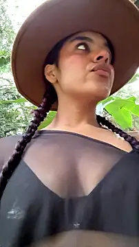Snapshot of mariannella chatting on July 3, 2026, 10:49 pm mariannella online show from July 3, 2026, 10:49 pm