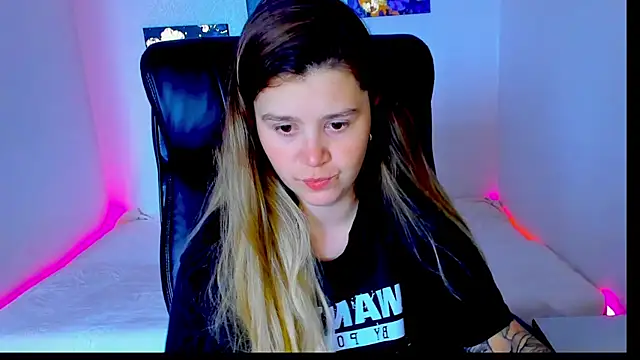 Natali Secret online show from June 19, 2026, 11:03 am