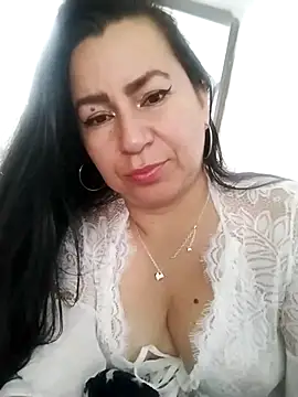 Snapshot of HelenNovoa chatting on June 3, 2026, 9:31 pm HelenNovoa online show from June 3, 2026, 9:31 pm