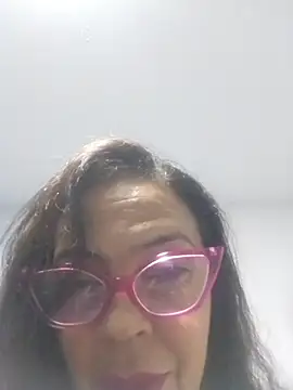 Snapshot of Ragnia_Duxx chatting on July 26, 2026, 6:10 am Ragnia Duxx online show from July 26, 2026, 6:10 am